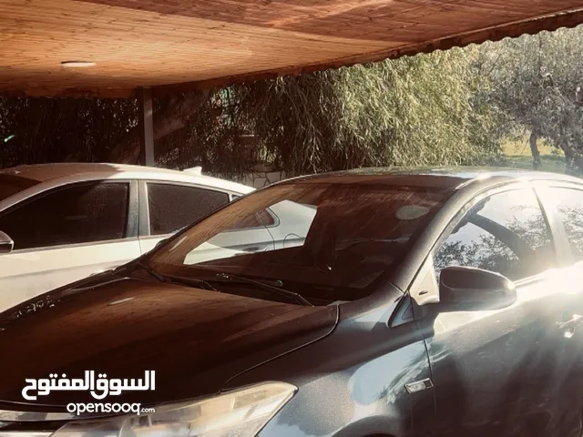 Used Toyota Yaris in Amman