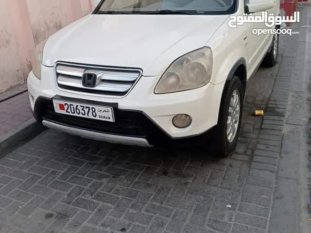 For sale  2006 Honda CRV  Full option  two owners 5 small accidents 350.000 km   passing until 10/20
