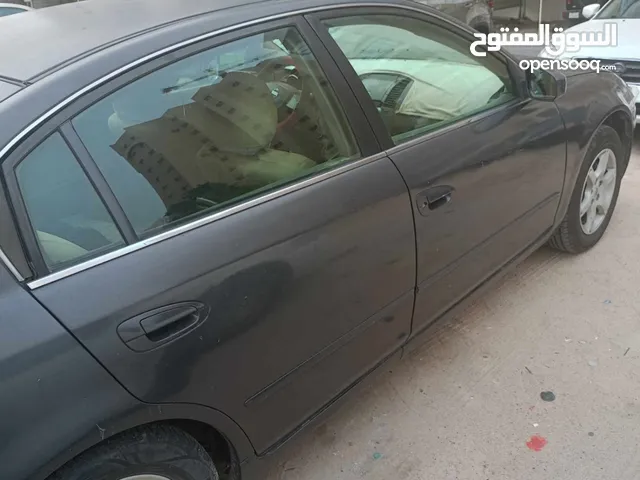 Nissan Altima S in Mubarak Al-Kabeer
