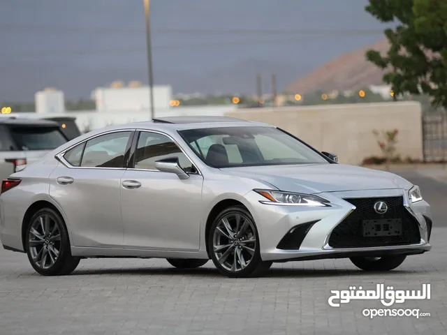 لكزس ES350 2019 فل اوبشن ( F SPORT ) للبيع فقط