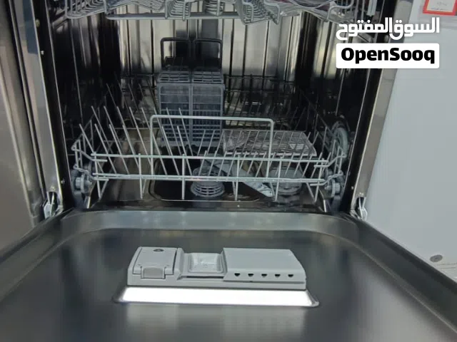 غساله اطباق غاطسه للبيع نوع كاندي الايطاليه استعمال بسيط (شبه جديده