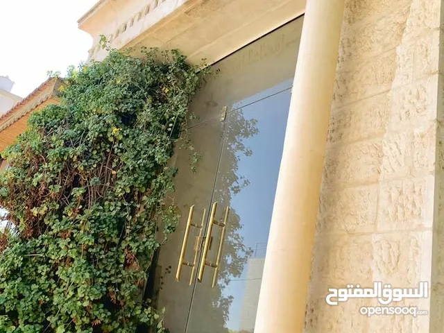 250 m2 5 Bedrooms Villa for Rent in Amman Al Jandaweel