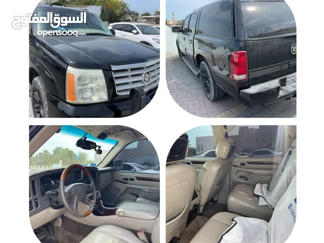 Cadillac Escalade 2004 in Northern Governorate