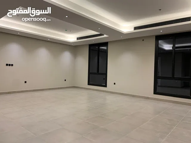 168 m2 3 Bedrooms Apartments for Rent in Al Riyadh Al Hamra