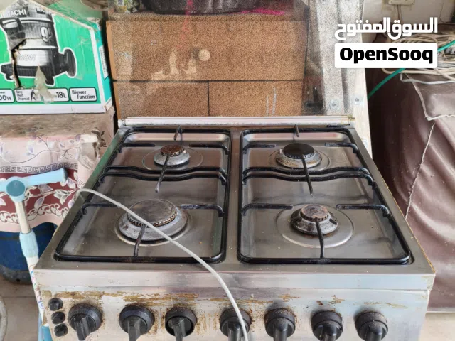 فرن غاز مستعمل بحالة جيدة للبيع