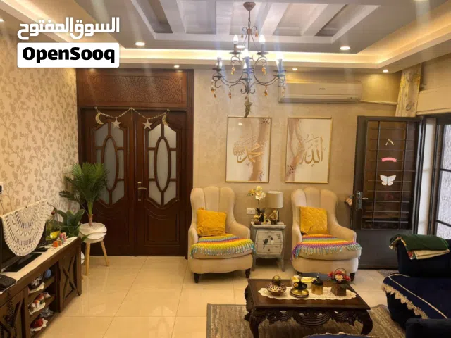 130 m2 3 Bedrooms Apartments for Sale in Zarqa Al Zarqa Al Jadeedeh