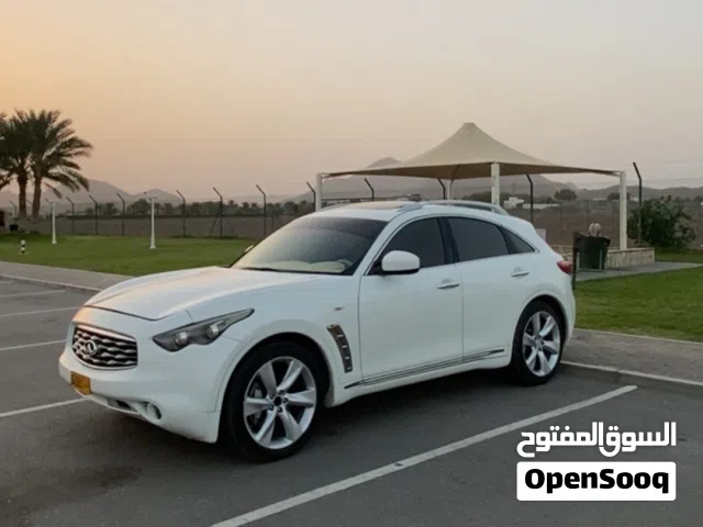 2009 إنفينيتي FX50 Sport