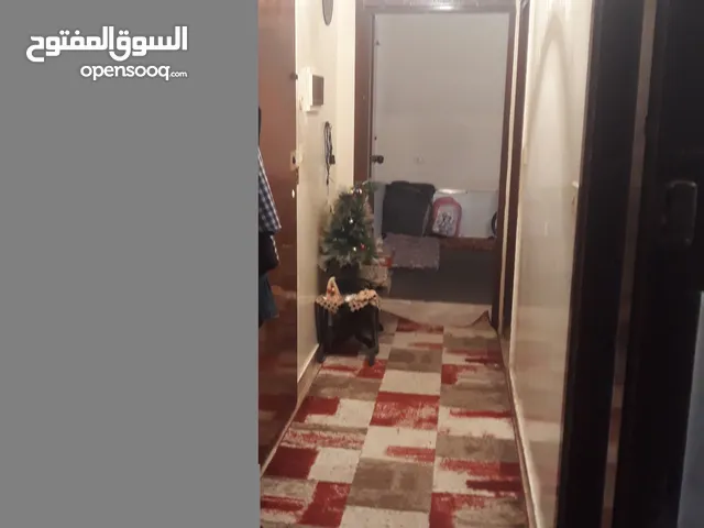 شقة للبيع في شارع الزاوية في السيدي