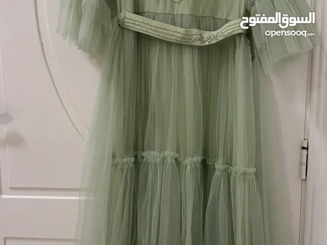 فستان اخضر فخم من eleganza la mode  Luxury green dress from  eleganza la mode