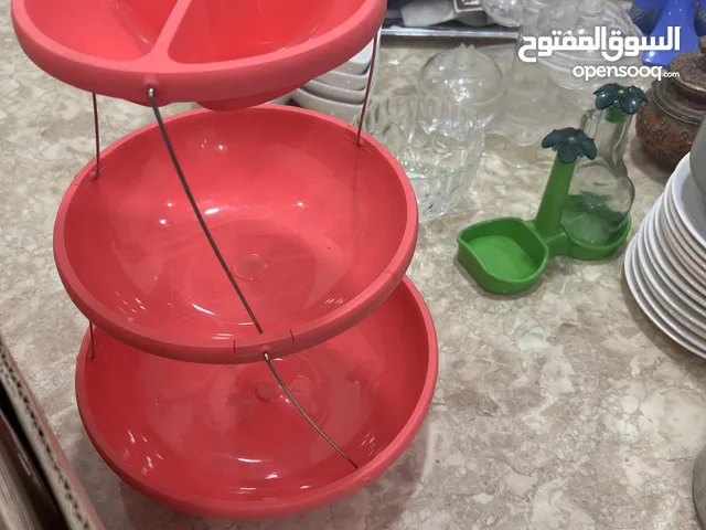 مواعين كثار فناجيل و صحون كل شي