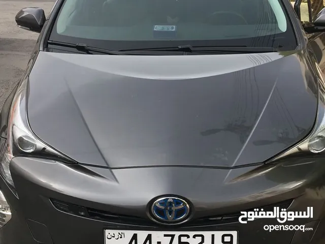 تويوتا بريوس 2017