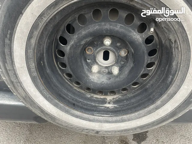 جنط هايلوكس ب 100 ريال / الرياض/ العزيزية