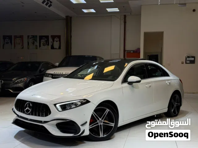 مرسيدس اي 220 موديل 2019 نظيفه جدا في حاله الوكاله مع ضمان جير شاصي مكينه واهلا بكم في معرض العزاوي