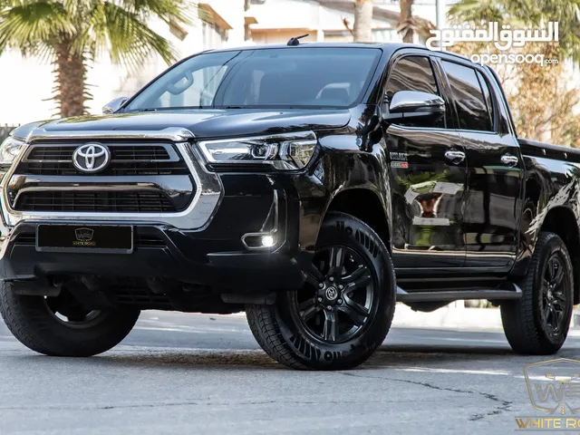 Toyota Hilux 2022  وارد الشركة و مميز جدا