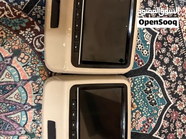 للبيع شاشتين حال السياره