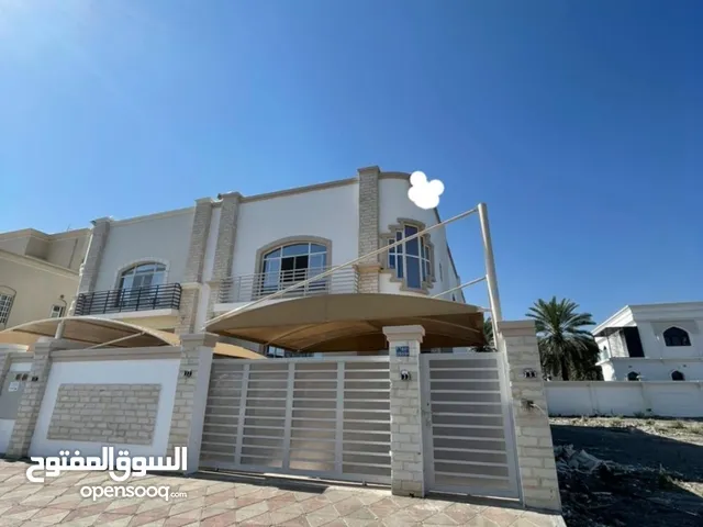 372m2 More than 6 bedrooms Townhouse for Sale in Muscat Al Khoud