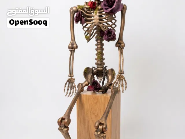 مجسم هيكل عظمي فاخر مضيء (ديكور قوطي / هالوين مميز جداً)