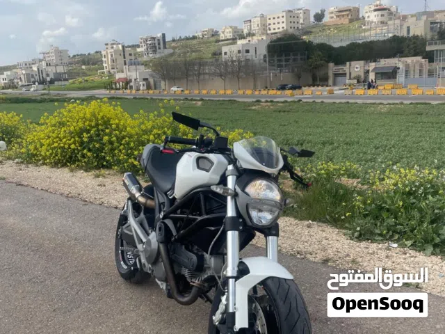 2012 Ducati Monster 797