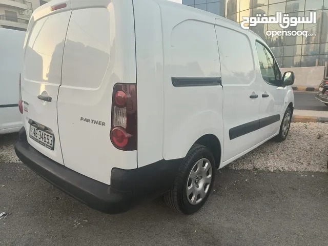 Peugeot Partner 2017 in Amman