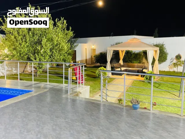 2 Bedrooms Chalet for Rent in Tripoli Wadi Al-Rabi
