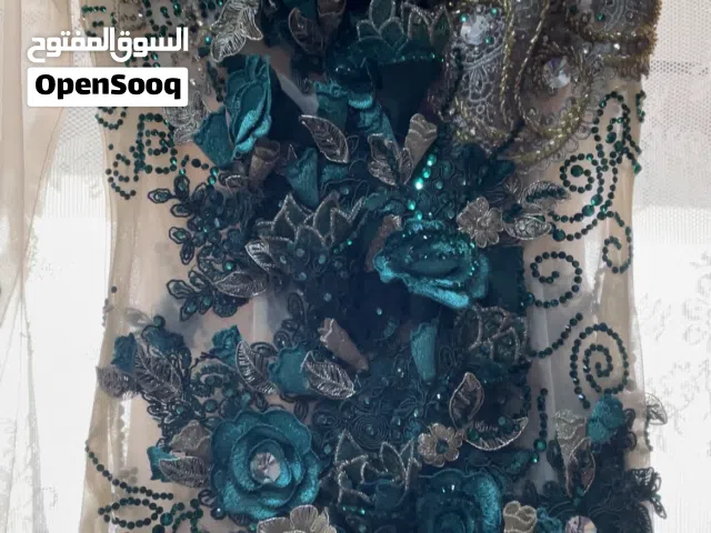 فستان تفصيل