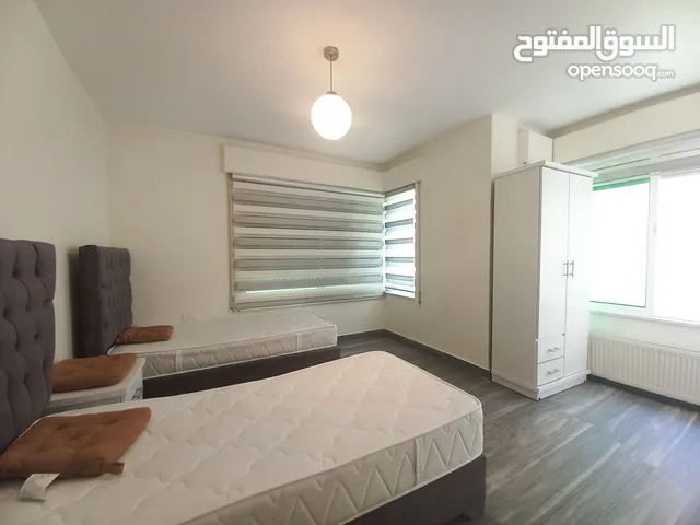 190 m2 3 Bedrooms Apartments for Rent in Amman Abdoun