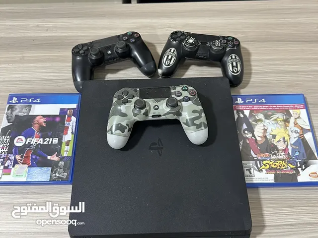 Ps4 slim 1TB with 3 Games and 3 controls