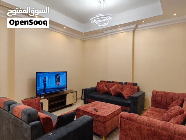 ثلاث غرف وصاله مفروشه للايجار الشهري موقع مميز بعجمان