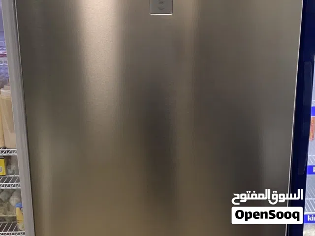 HISENSE UPRIGHT FREEZER 769L