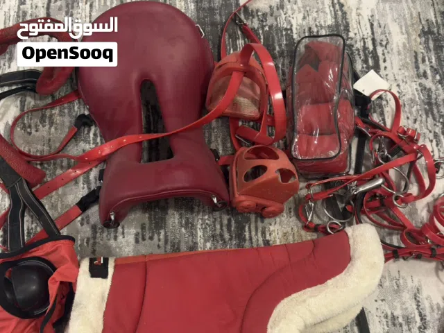 للبيع مستلزمات الخيول طقم كامل