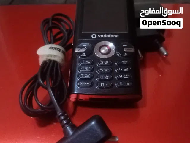 لعشاق الحالات النادره سوني اريكسون v640i بكارت الميموري والشاحن الاصلي بطاريه 3 ايام