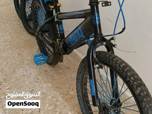 بسكليت مستعمل شغال الحالة جيدة جدًا مطلوب فيه مع كامل أغراضو الاضافيه