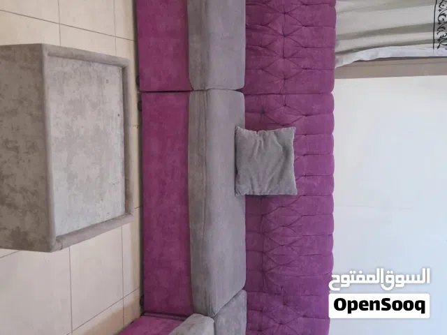 جلسة نظيفة للبيع بداعي السفر 9 مقاعد مع ستارة وطاولة