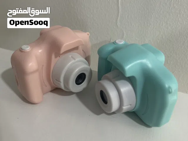 كامسرا ديجيتال للاطفال الوحدة بثلاثة ريال والثنتين بخمسة ريال