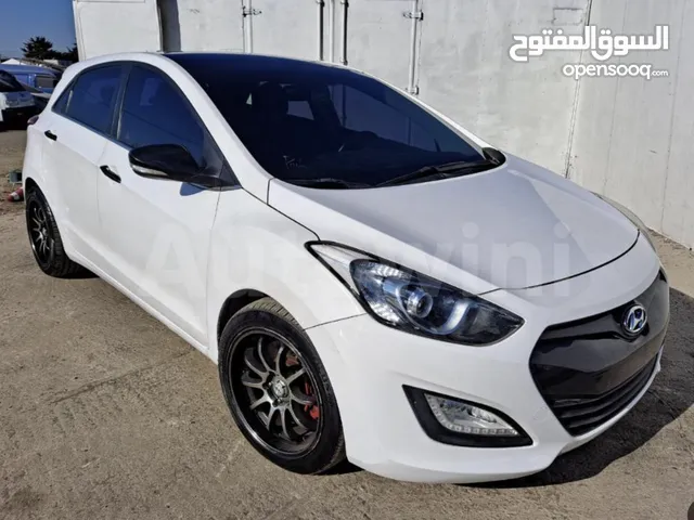 مطلوب hyundai i30 automatic للبيع