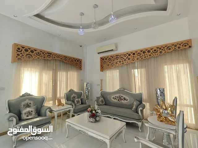 674 m2 More than 6 bedrooms Villa for Sale in Muscat Al Maabilah