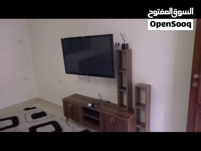 185000 m2 4 Bedrooms Townhouse for Rent in Tripoli Ain Zara