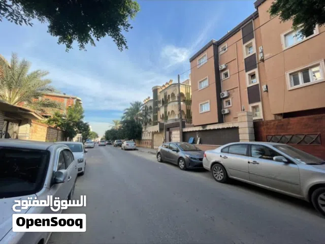 عماره. اربع. شقق. زناته. موقع. شارع. ممتاز معبد زناته القديمه. العماره في حاله ممتازه تصلح اي نشاظ