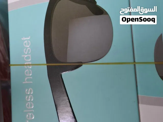 نظارة شمسية ذكية تحوي بفل للاستماع للموسيقى واجراء مكالمات هاتفية