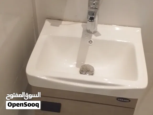 فني سباك ممتاز لصيانة السباكه المنزلية و التركيبات