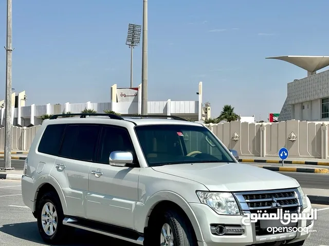 Mitsubishi pajero 2017