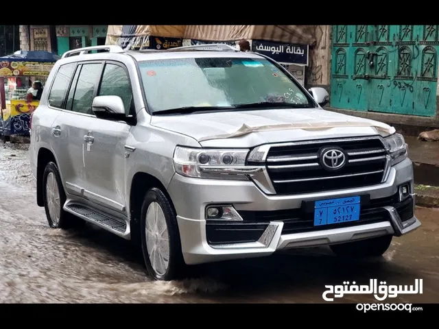 Used Toyota Land Cruiser in Taiz