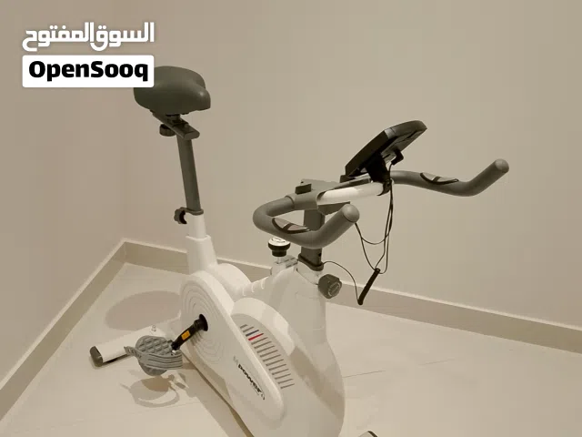 للبييييييع دراجة ثابتة جديدة بقراطيسها بسعر ما يتفوت