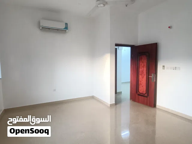 شقة للايجار في مرتفعات العامرات الأولى