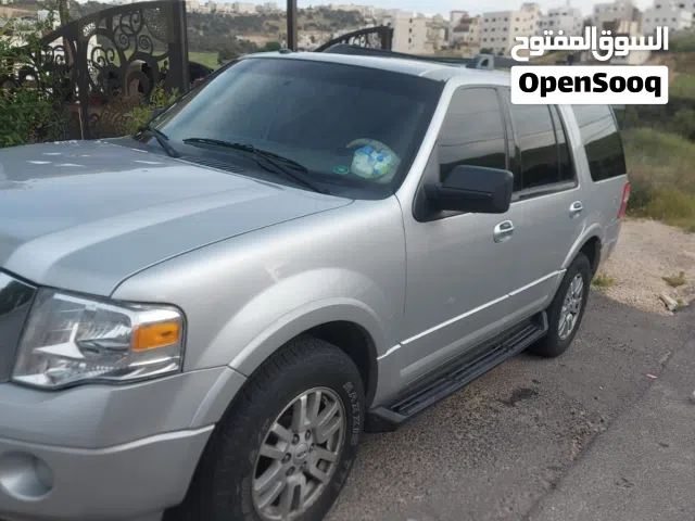 2013 فورد اكسبيديشن Limited