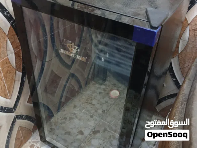 ثلاجة عارضة صغيرة جديدة