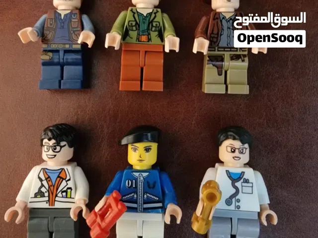 Minifigures- Doctor; Scientist; Ranger