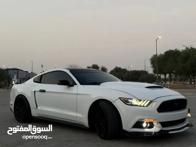 FORD MUSTANG 2016