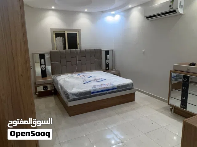 غرفة نوم شبه جديده استخدام 3 اشهر فقط