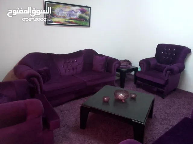 طقم كنب مستعمل سبع مقاعد